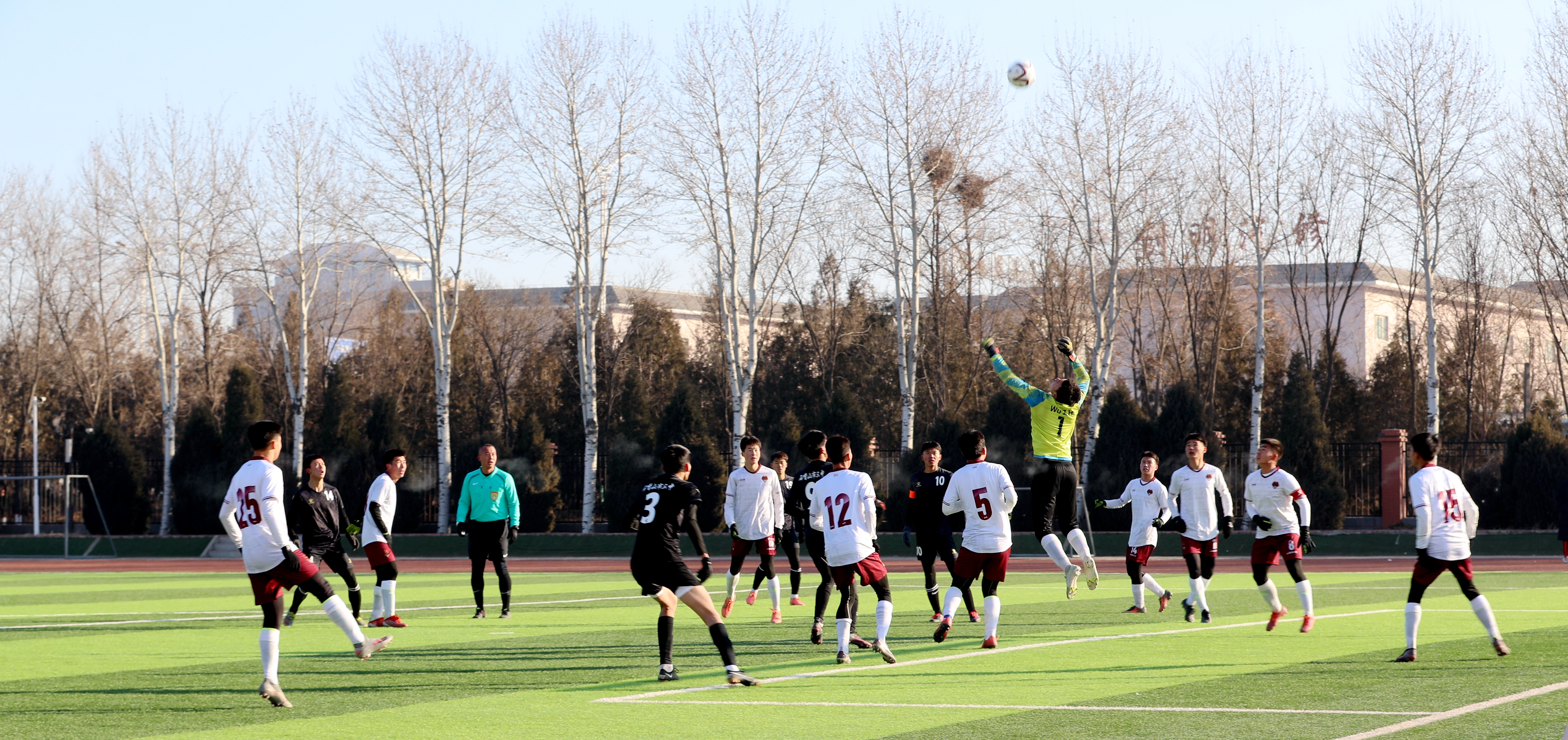 奔跑少年 “足”够精彩！ 2021年全区青少年男子足球冠军杯（甲组）比赛在平罗开赛